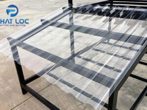 polycarbonate roofing sheets