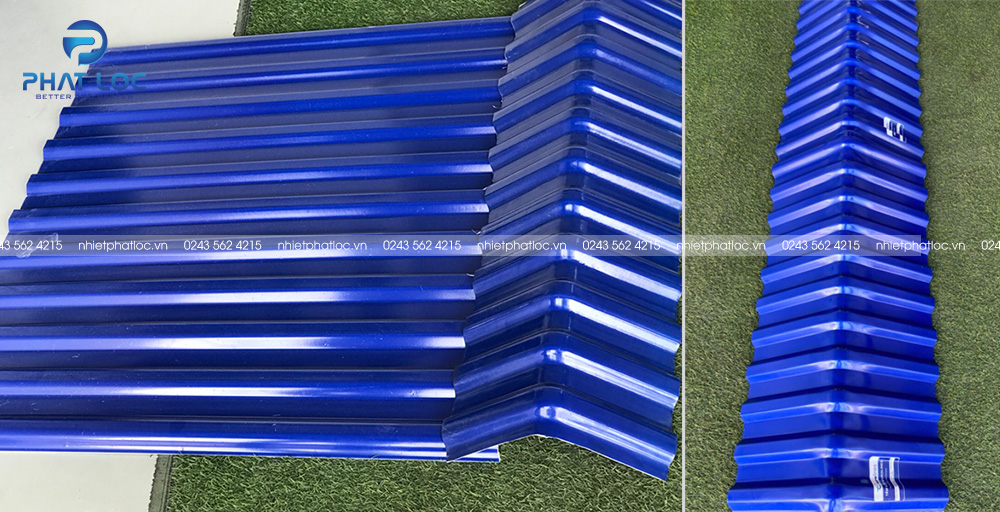 Tôn Nhựa 9 Sóng Vuông - PVC/ASA Eurolines 7 Úp nóc tôn nhựa pvc/asa Phát Lộc
