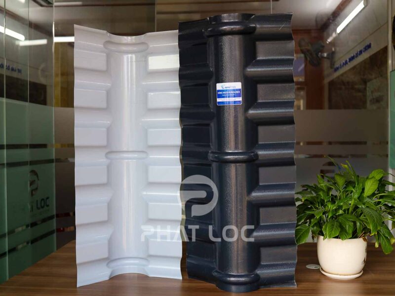 Tấm úp nóc ngói nhựa - Phụ kiện tôn nhựa giả ngói