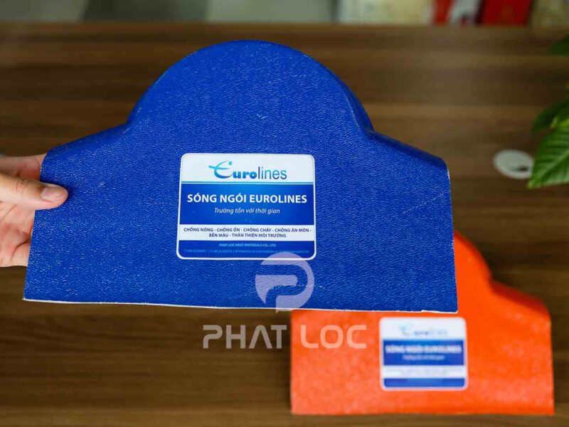 Tấm úp góc đuôi mái ngói nhựa Eurolines