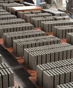 Pallet tre kê gạch không nung