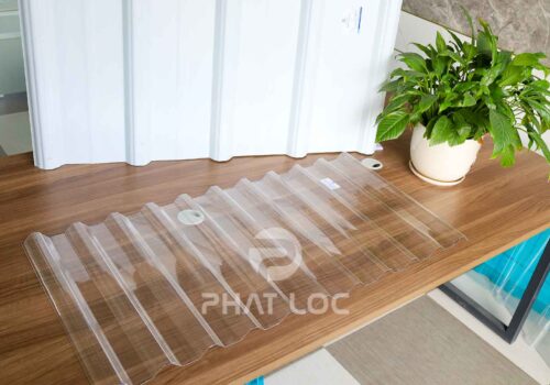 Tấm Nhựa Lấy Sáng Polycarbonate 11 Sóng