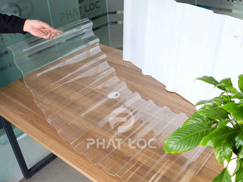 Tấm lấy sáng 11 sóng Polycarbonate
