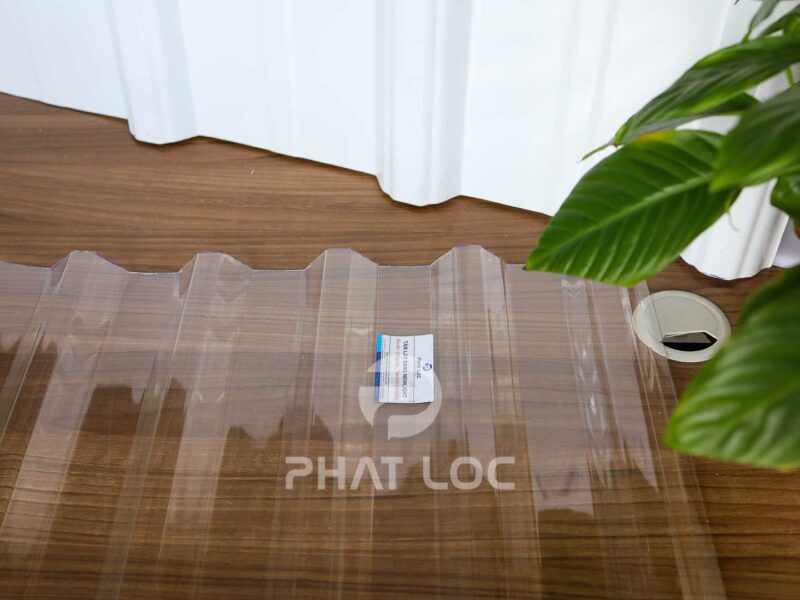 Tấm lấy sáng 11 sóng Polycarbonate