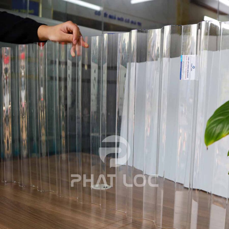 Tấm lấy sáng 11 sóng Polycarbonate