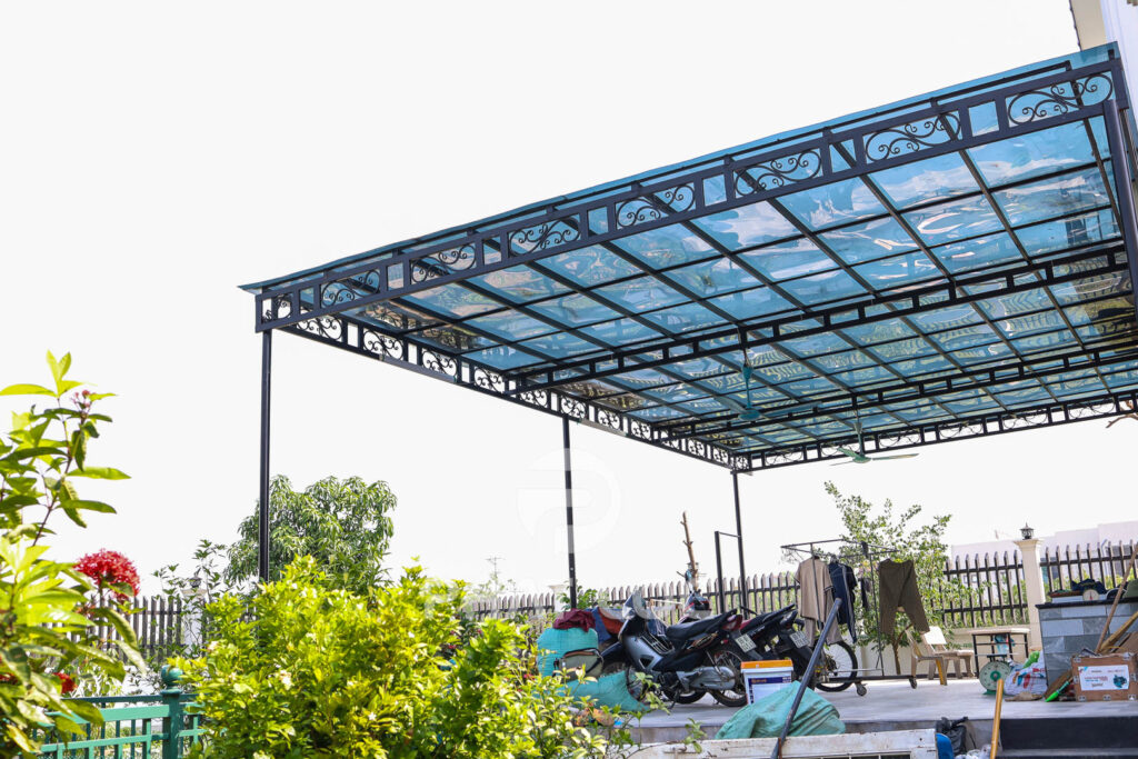 Tôn Nhựa Lấy Sáng Giá Rẻ Nhất Năm 2025: So Sánh, Báo Giá & Gợi Ý Địa Chỉ Mua Hàng Uy Tín 1 Giới thiệu chung