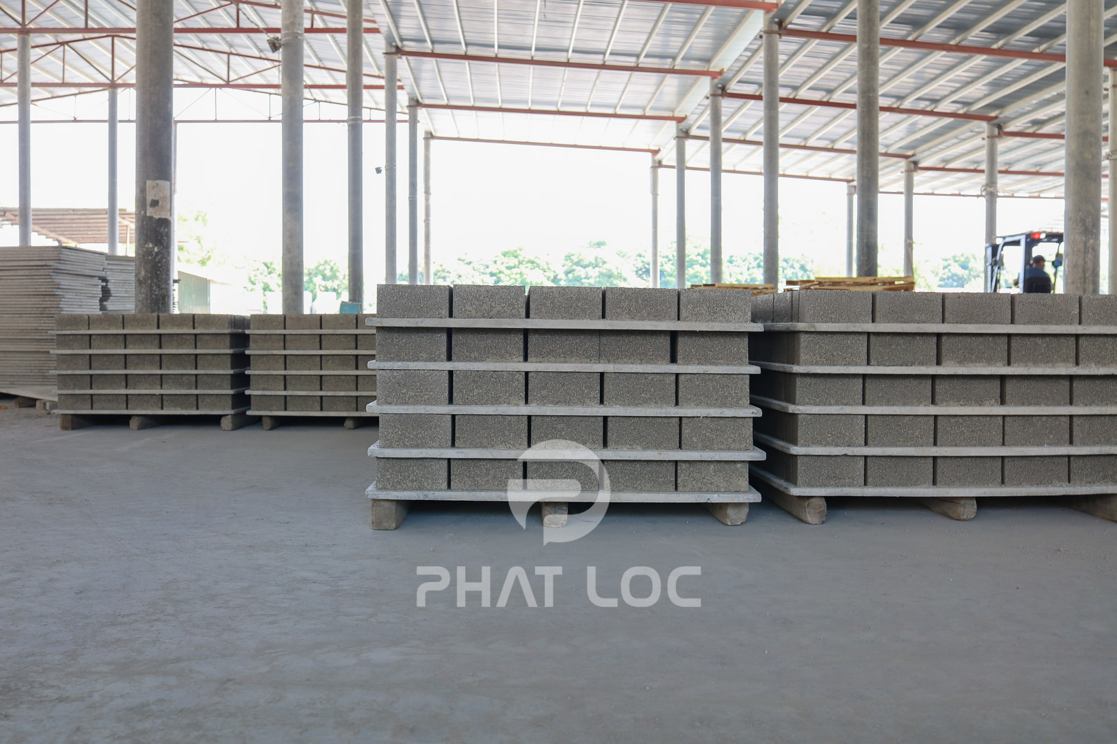 Tôn ngói nhựa Phát Lộc Ton ngoi nhua ky thuat PVC PP 1110