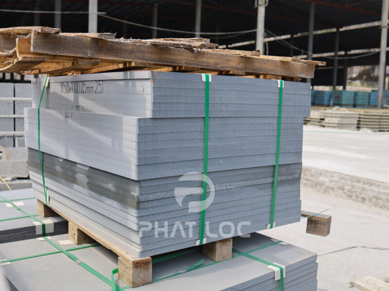 Pallet Nhựa PP Phát Lộc | Siêu Nhẹ, Siêu Dai, Tiết Kiệm Chi Phí Sản Xuất Gạch Không Nung 12 Ton ngoi nhua ky thuat PVC PP 1160