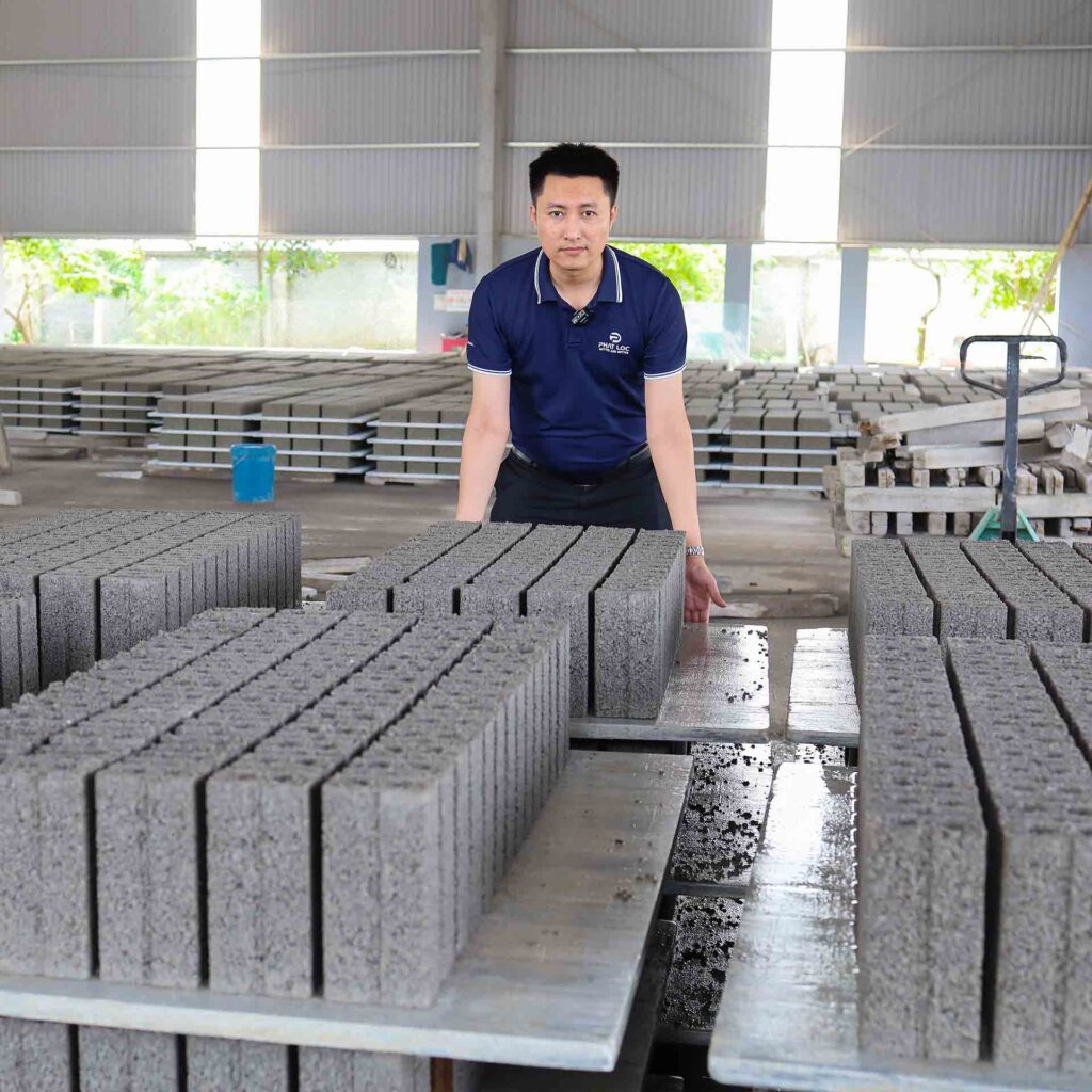 Khám Phá 4+ Ưu Điểm Của Pallet Nhựa PP/PVC Trong Mọi Lĩnh Vực Công Nghiệp Nặng Hiện Nay!