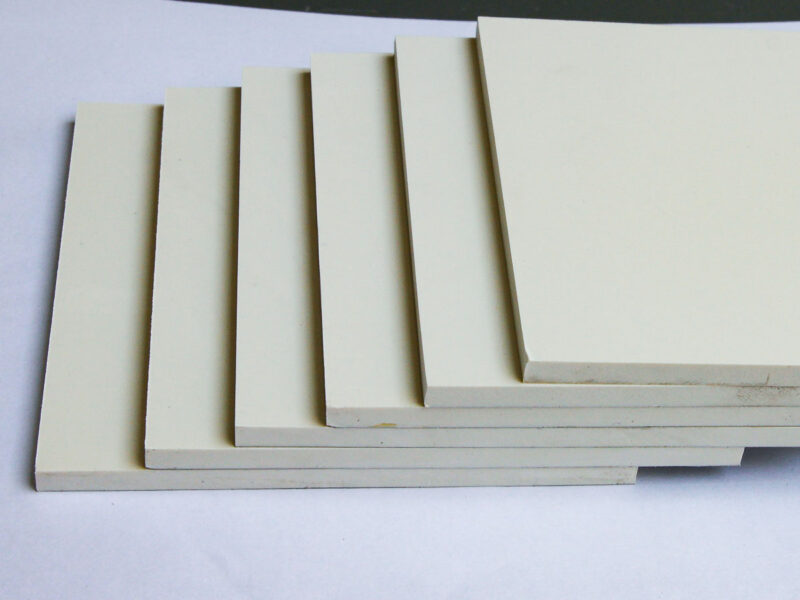 Ton ngoi nhua PVC PP 9772