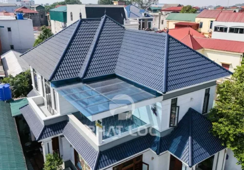 Lý do nên lựa chọn mái che sân thượng Polycarbonate?