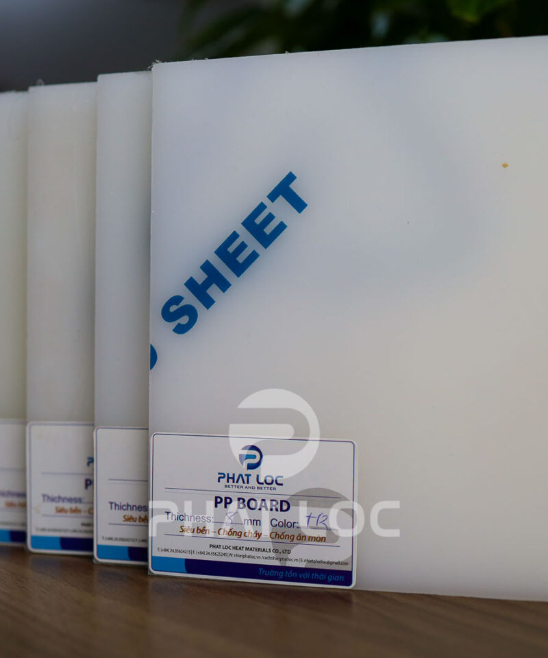 Tấm nhựa PP màu trắng sữa