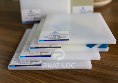 Tấm nhựa PP 3mm -- 20mm