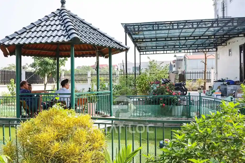 Cách chọn mái nhựa ngoài trời phù hợp từng nhu cầu