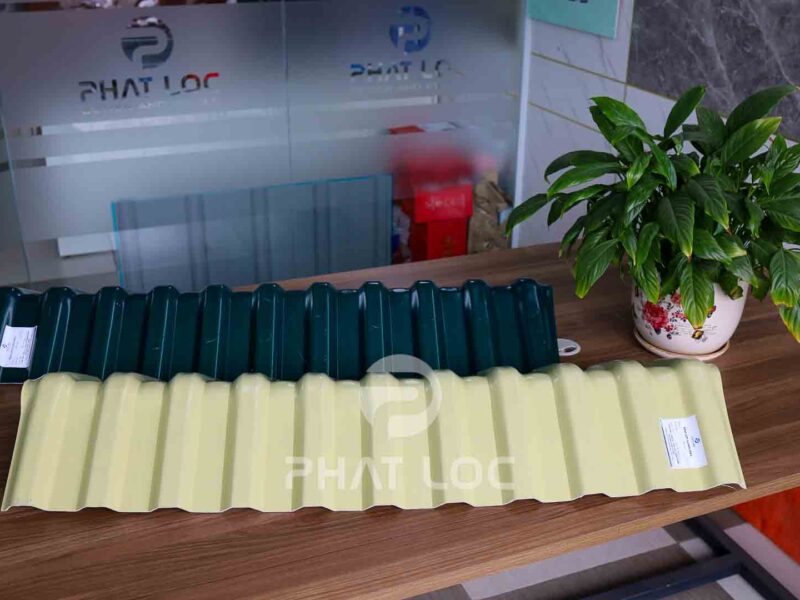 Úp nóc tôn nhựa - Phụ kiện tấm lợp PVC
