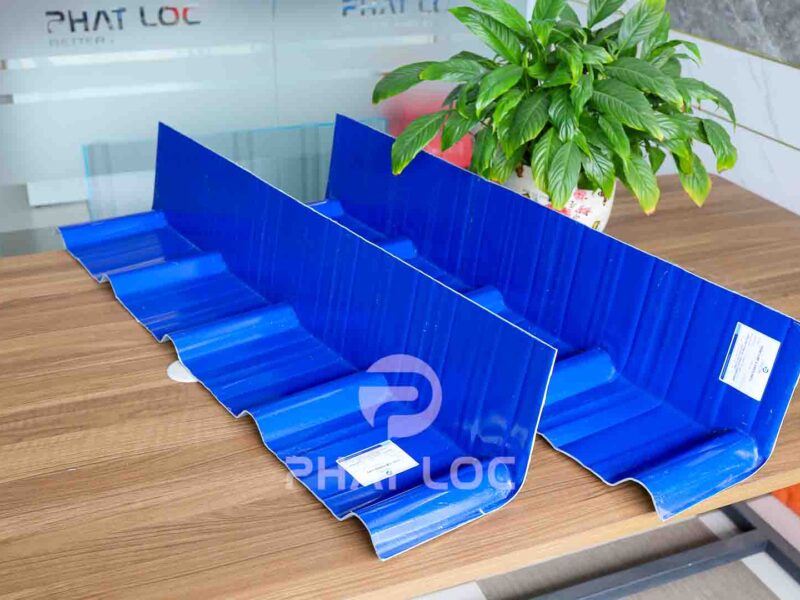 Tấm úp hiên tường Tôn nhựa - Phụ kiện tấm lợp Eurolines