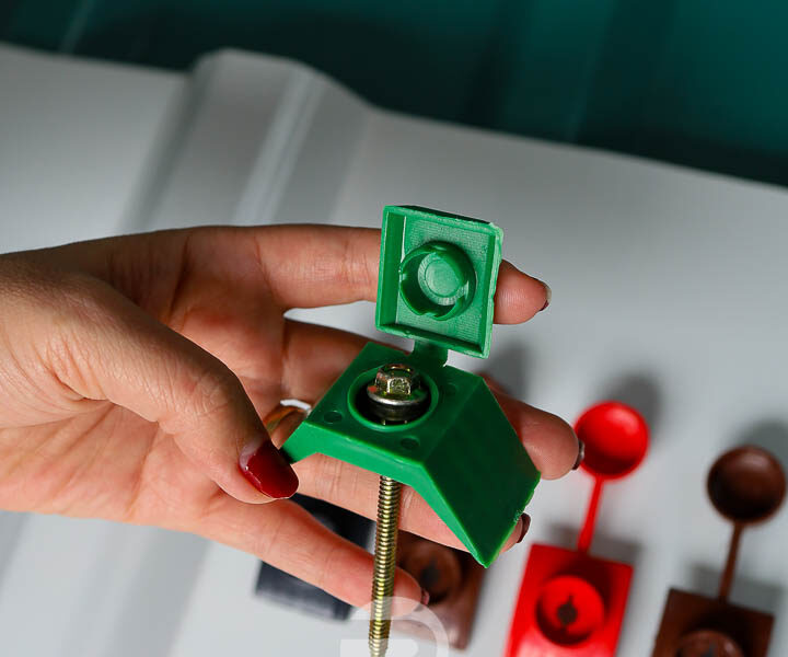 Ke chống báo - Vít tôn nhựa Eurolines