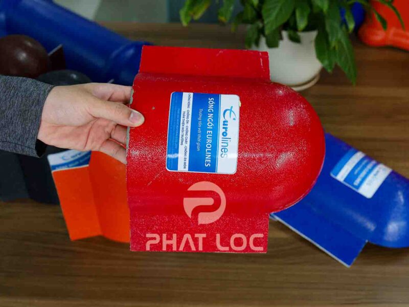 Plastic tile tail caps