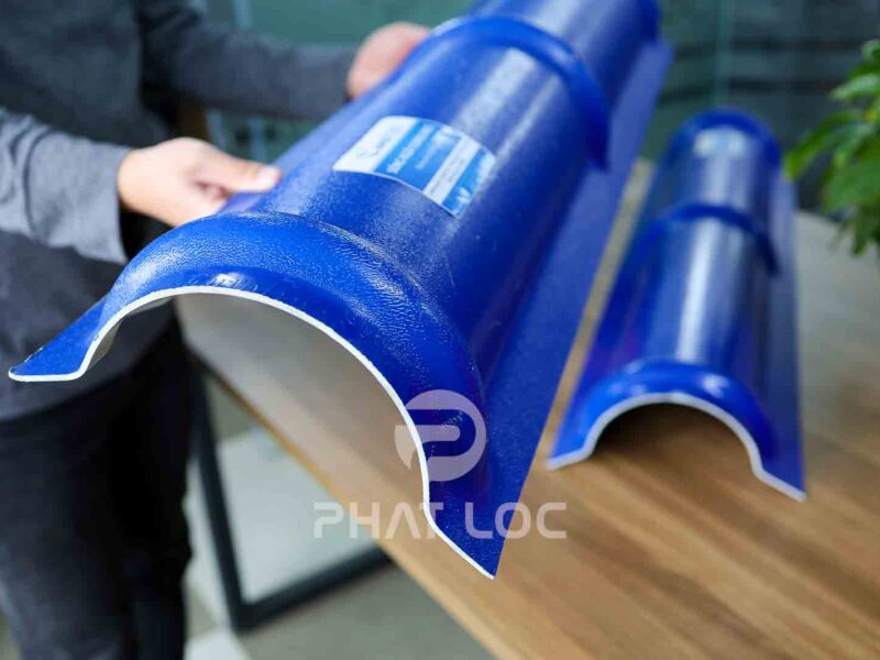 Tấm úp sườn mái ngói nhựa - Phụ kiện nhựa giả ngói Eurolines