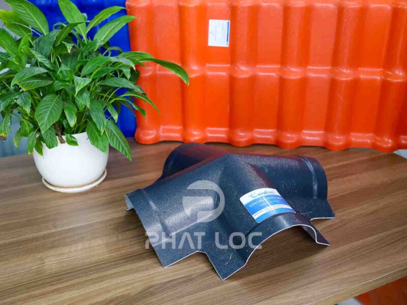 Chạc 4 úp đỉnh ngói nhựa - Phụ kiện ngói nhựa Eurolines