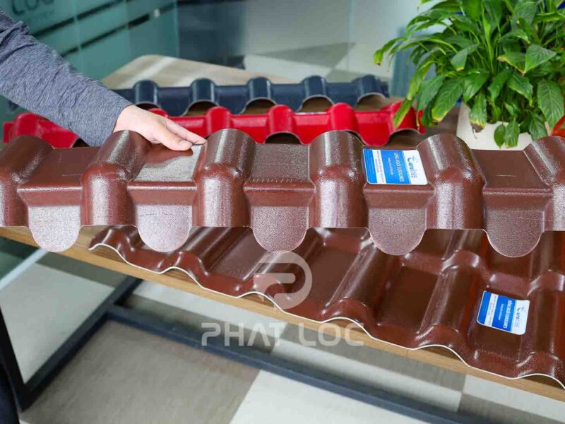 Tấm diềm hiên mái ngói nhựa - Phụ kiện tôn nhựa giả ngói Eurolines