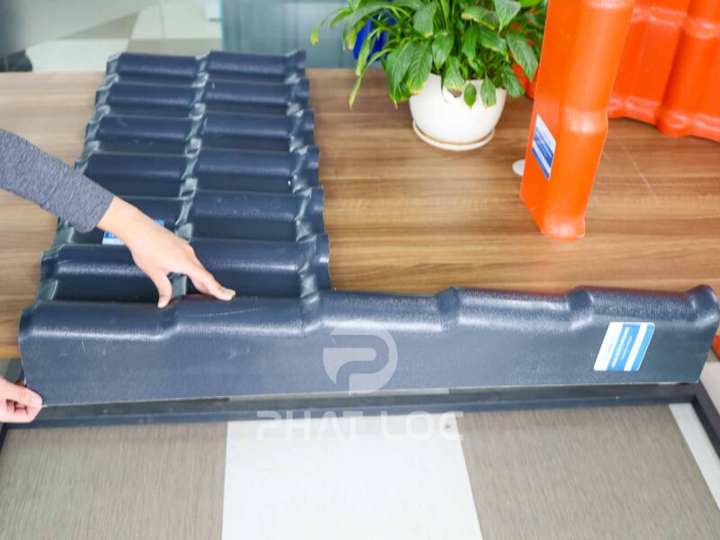 Tấm úp Viền mái trái/phải ngói nhựa - Phụ kiện tôn nhựa giả ngói Eurolines