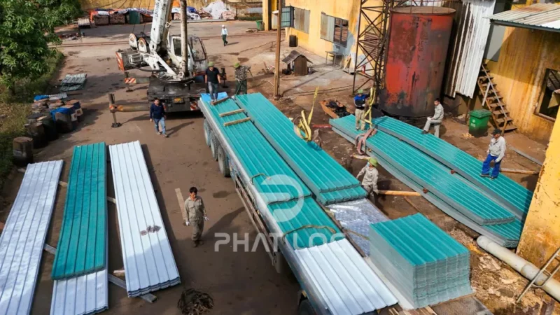 Tại sao Tôn nhựa PVC/ASA là lựa chọn mái lợp tối ưu cho thị trường?