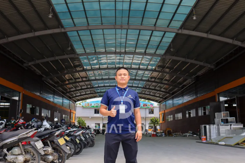 Dự Án Lắp Đặt 100m2 Mái Nhựa Lấy Sáng Polycarbonate Đặc Ruột 6mm Màu Xanh Dương Cho Nhà Ở Tại Tỉnh Thái Bình 7 Phát Lộc - Nhà máy sản xuất và phân phối các loại Mái nhựa lấy sáng Polycarbonate cao cấp, uy tín lâu năm trên thị trường