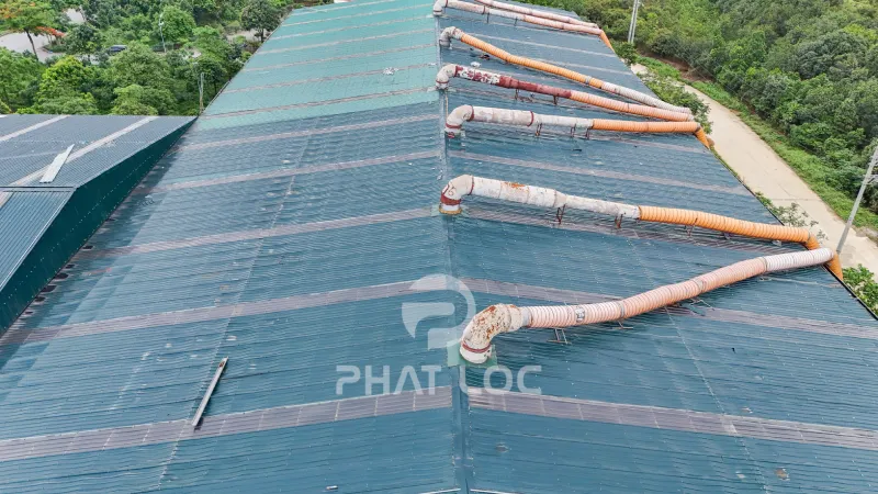 Dự Án Lắp Đặt 2.000m² Tấm Lợp Super Eurolines Cho Nhà Máy Phân Bón Hữu Cơ Tại Tỉnh Hòa Bình, Việt Nam 3 Super Eurolines – Sản phẩm được “chọn mặt gửi vàng” khi không có lựa chọn thứ hai