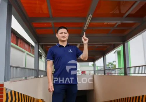 Dự Án Lắp Đặt 400m² Mái Che Polycarbonate Đặc Ruột 10mm Màu Nâu Trà Cho Sảnh Chờ Và Hầm Che Tại Bệnh Viện Tại Bắc Giang, Việt Nam