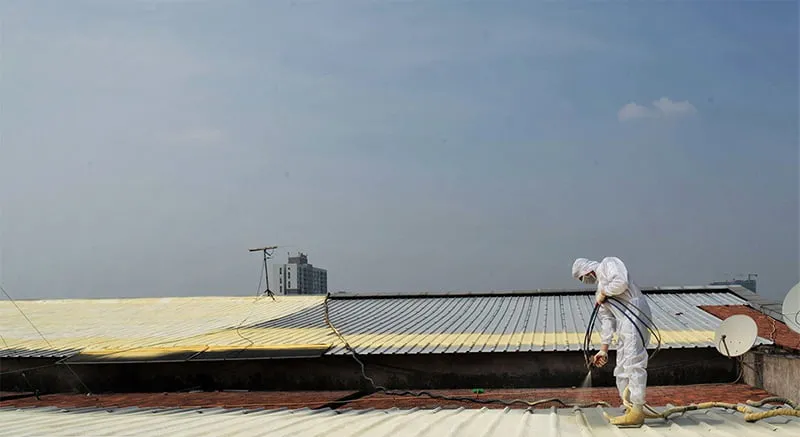 Phun PU Foam cách nhiệt