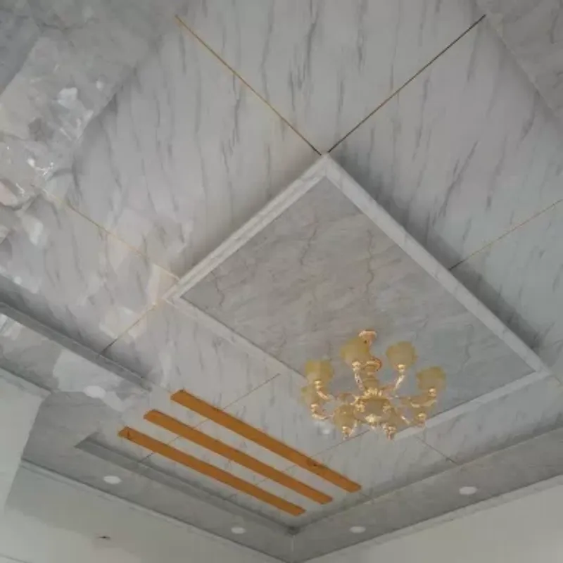 Top 8+ Mẫu Tấm PVC Vân Đá Trắng Ốp Tường Sang Trọng - Hoàn Hảo Cho Không Gian Nhà Ở, Thương Mại 14 Ốp trần và vách điểm nhấn – Tạo chiều sâu không gian