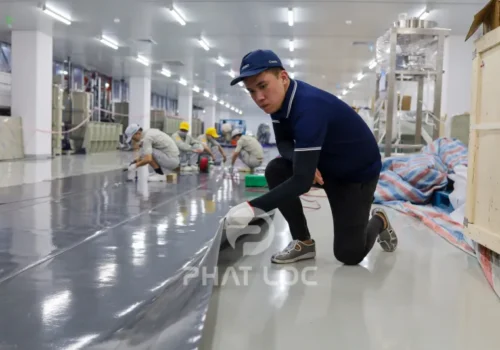 Sàn PVC Chống Tĩnh Điện Cho Nhà Xưởng & Khu Công Nghiệp – Giải Pháp AN TOÀN 2025!
