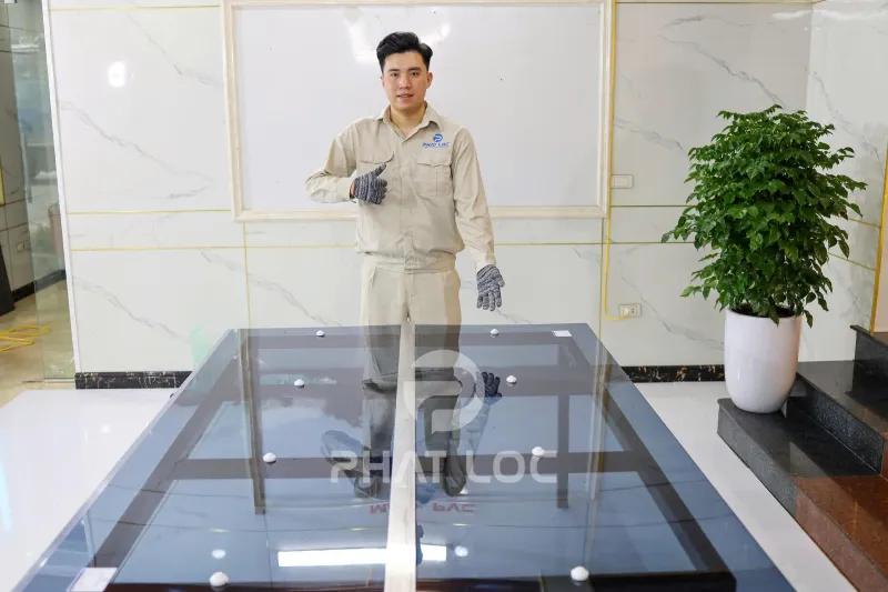 Hướng Dẫn Thi Công Tấm Polycarbonate Đặc Ruột Phẳng – Thẩm Mỹ, Đúng Kỹ Thuật, Dễ Hiểu Năm 2025 6 Cách bảo dưỡng & tăng tuổi thọ công trình