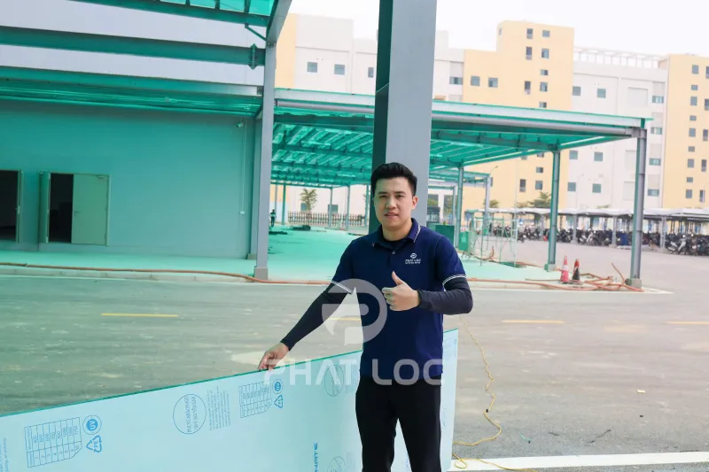 Top 3+ Loại Tấm Lấy Sáng Nhà Xưởng Tốt Nhất Được Nhiều Công Trình Tin Dùng Năm 2026 9 Vì sao nên chọn Phát Lộc khi mua tấm lấy sáng polycarbonate nhà xưởng?