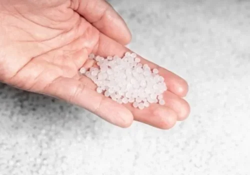 Giá Hạt Nhựa PP Nguyên Sinh Trước Và Sau Eo Biển Hormuz Gián Đoạn Năm 2026