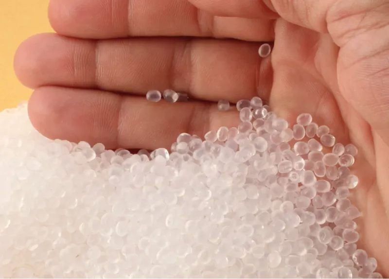 Năm 2026: Khi địa chính trị khiến giá nhựa “mất kiểm soát”