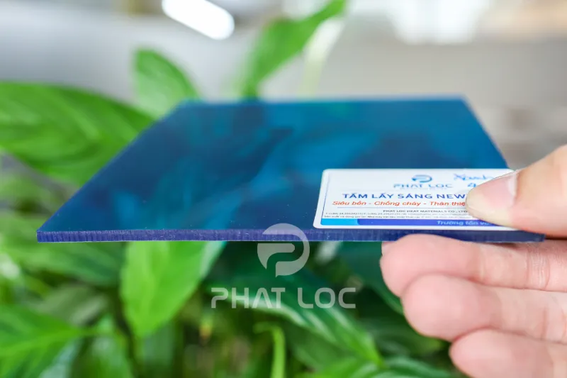 Phân loại tấm nhựa Poly xanh theo nhu cầu công trình