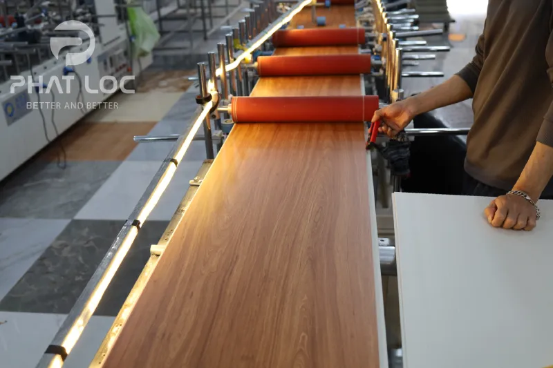 Giải Đáp: Màng PVC Dùng Để Làm Gì Trong Thực Tế? 3 Màng PVC dùng để làm gì trong công nghiệp?